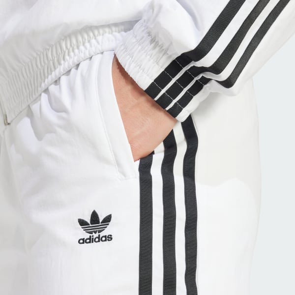 adidas WOVENTP トラックパンツ　白 adidas WOVENTP トラックパンツ 白 - メルカリ