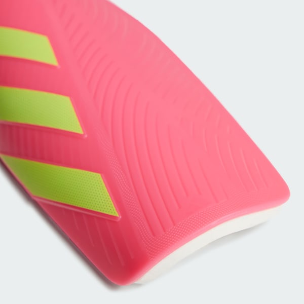 Roze Tiro Club Scheenbeschermers