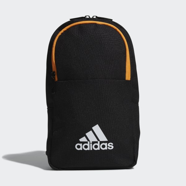 Black Classic Essential Sling Bag II229