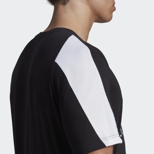 Negro Camiseta Future Icons Badge of Sport Bordada DO009