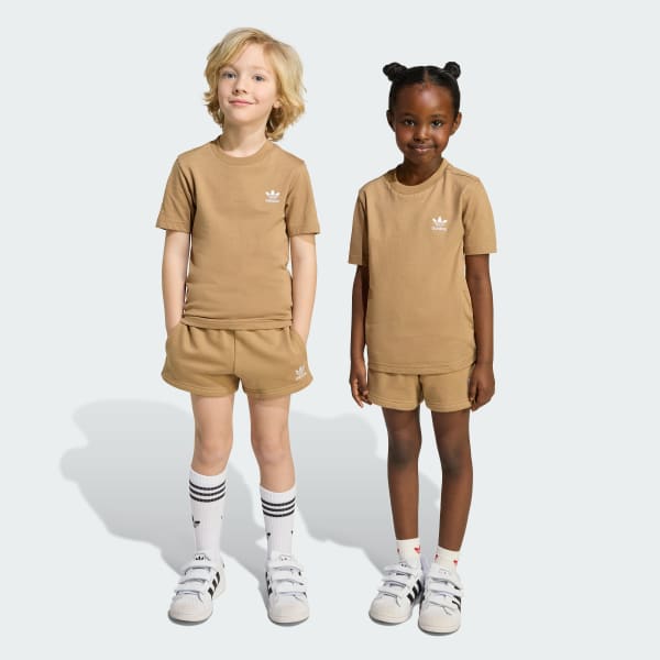 Braun Kids Shorts und T-Shirt Set