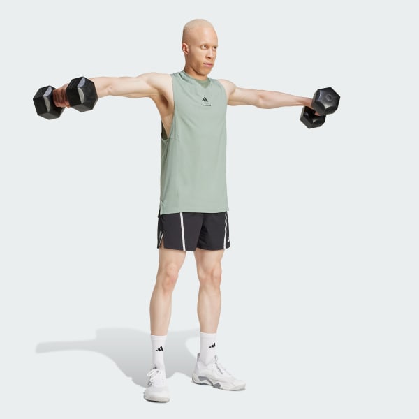 グリーン Les Mills グラフィック タンクトップ