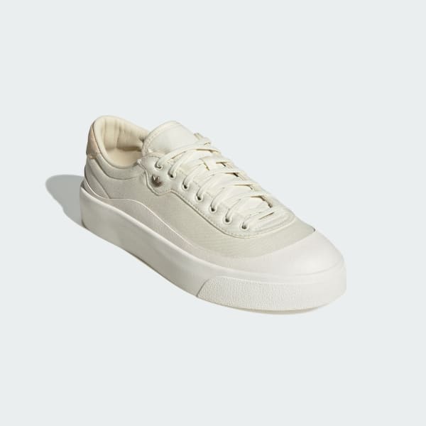 White Originals Nucombe Shoes