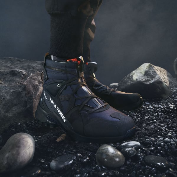 Adidas terrex swift r3 deals