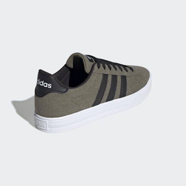 adidas men's daily 2.0 training shoes