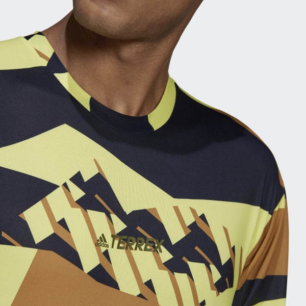 【Adidas コリア】 TERREX Graphic Tee adidas TERREX Primeblue Trail Graphic Tee - Yellow | Free