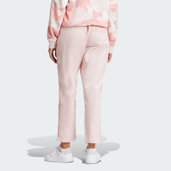 ruzová Essentials Camo-Print 3-Stripes Twill Trousers