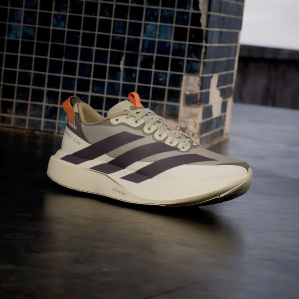 Brun ADIZERO EVO SL ATR sko