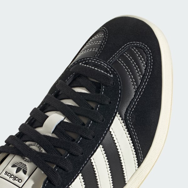 Gazelle Indoor Shoes