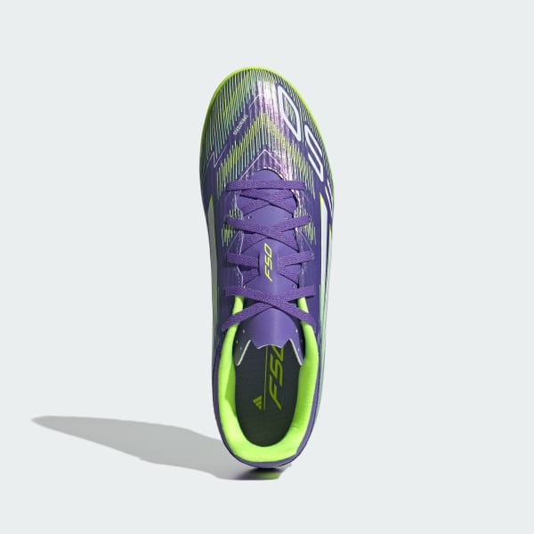 Morado Zapatos de fútbol F50 Club pasto sintético