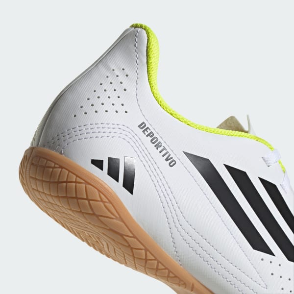 やこ Chuteira Deportivo III Futsal - Branco adidas | adidas Brasil