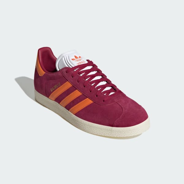 สีแดงเบอร์กันดี รองเท้า adidas AS Roma Bring Back Gazelle