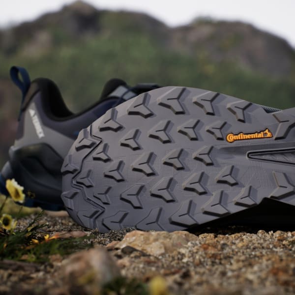 adidas リブ編みレッグウォーマー白黒2点セット アディダス ADIDAS テレックス トレイルメーカー 2 GORE-TEX