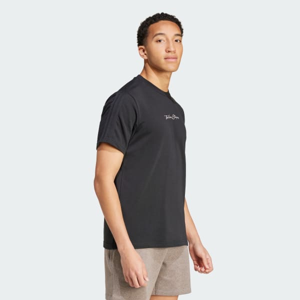 สีดำ เสื้อยืดพิมพ์ลาย Modern Classics