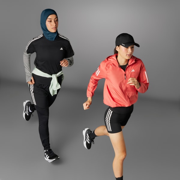 สีดำ เสื้อยืด Own the Run 3-Stripes