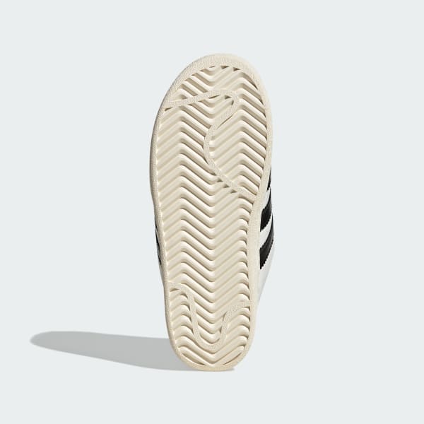 White adidas x Pharrell VIRGINA SUPERSTAR 92