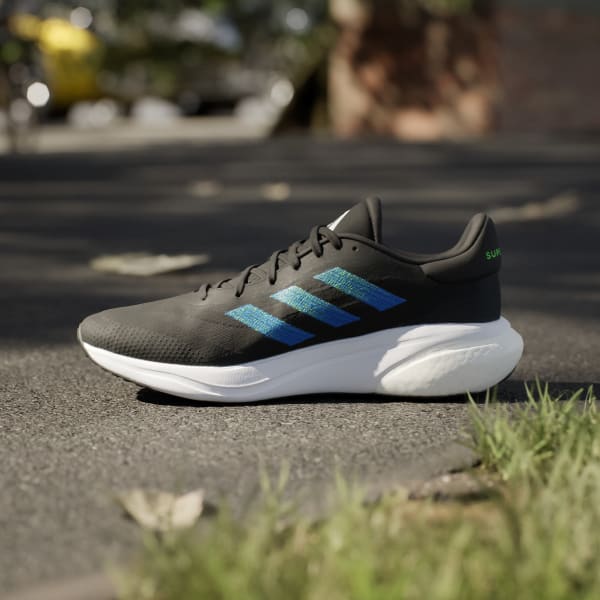 Black Supernova 3 Running Shoes