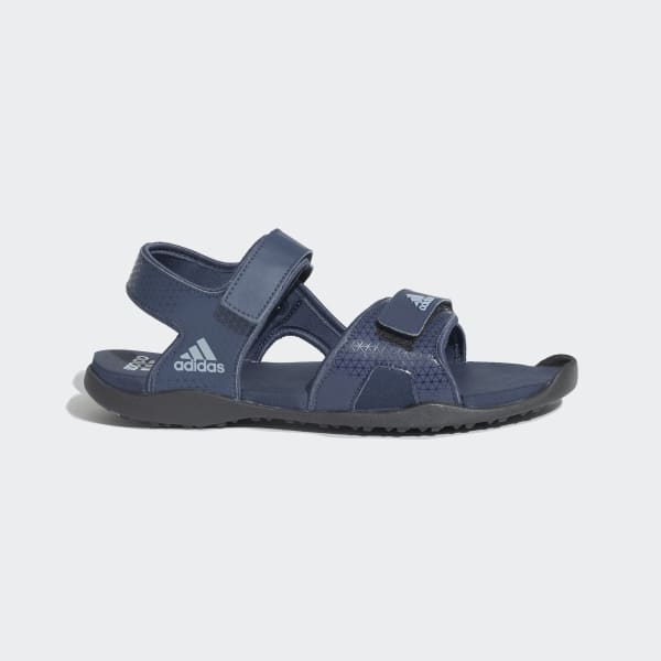 Tekkie town hotsell adidas sandals price