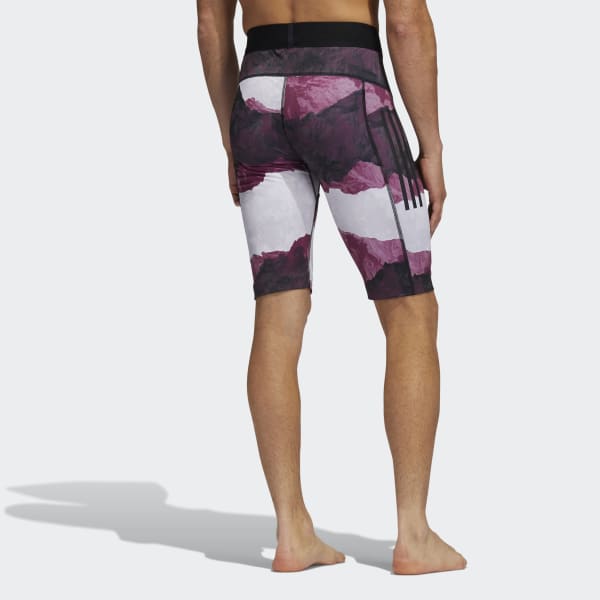 Black Earth Graphic Fitted Yoga Shorts BJ545