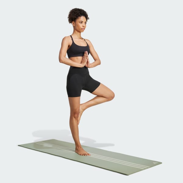 สีดำ กางเกงรัดรูปขาสั้น 5 นิ้ว All Me