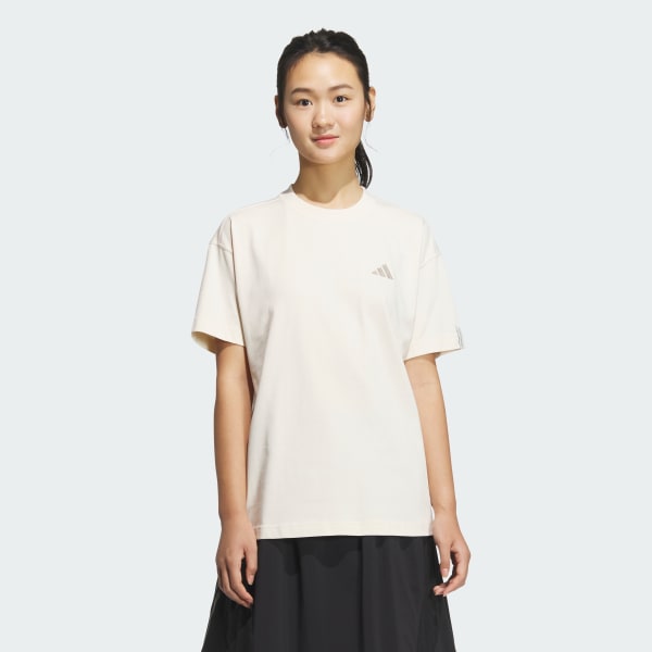 ホワイト エッセンシャルズ プラス スモールロゴ 半袖Tシャツ