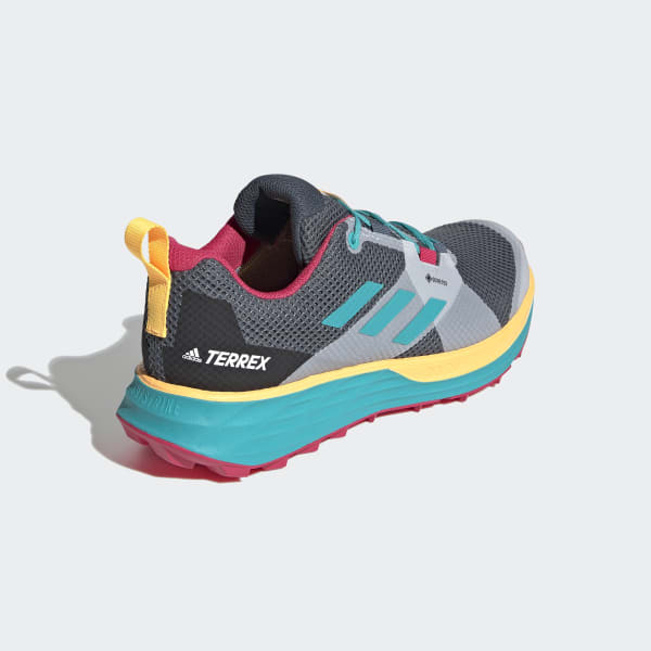 terrex two gtx