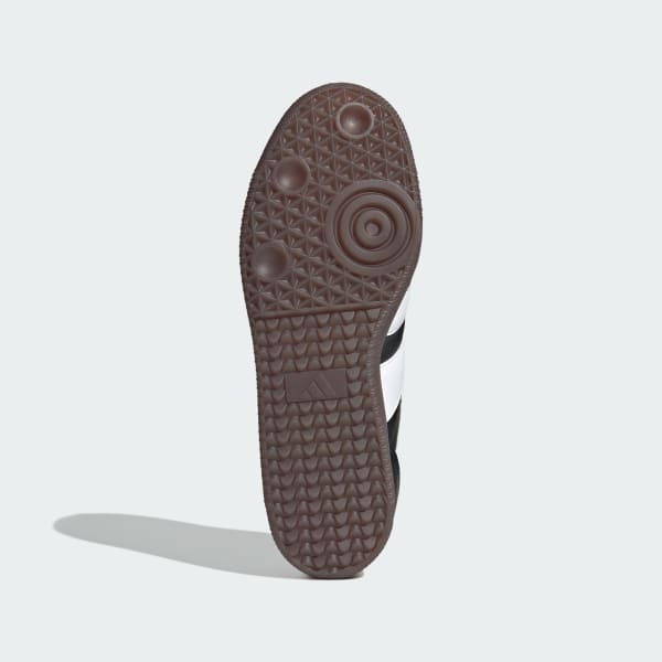 Black Predator Freestyle Indoor Boots