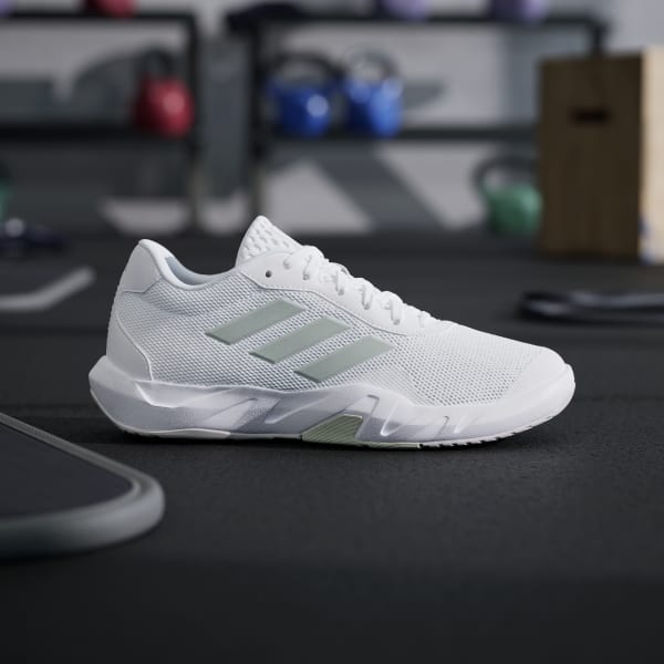 Amplimove versatile training shoes