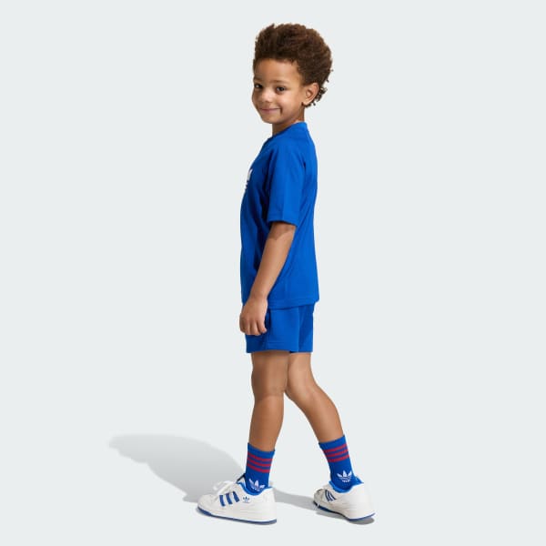 Mau-xanh-da-troi BỘ ÁO THUN VÀ QUẦN SHORT DÁNG RỘNG BA LÁ