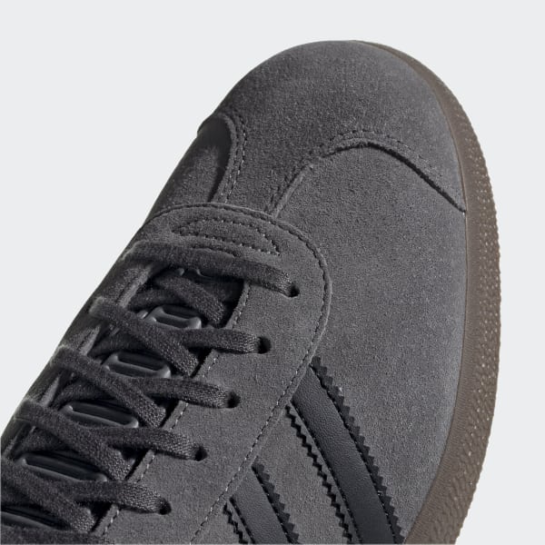 gazelle grey four