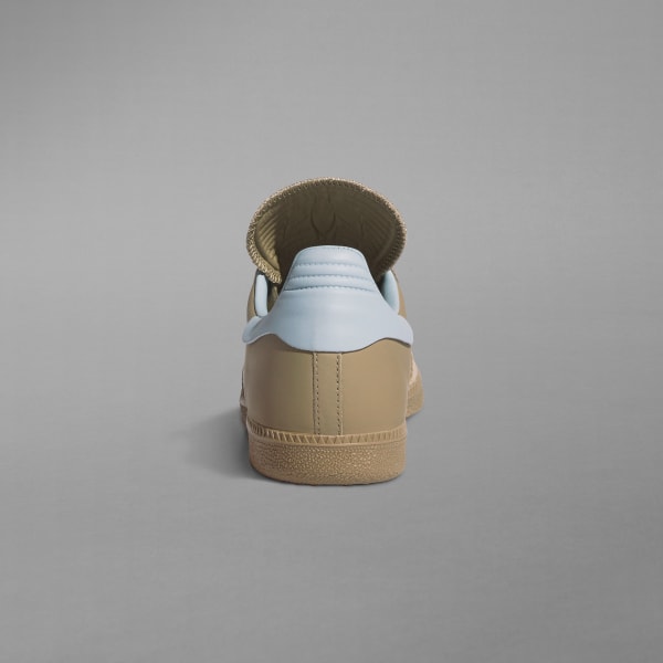 สีเขียว รองเท้า Humanrace Samba