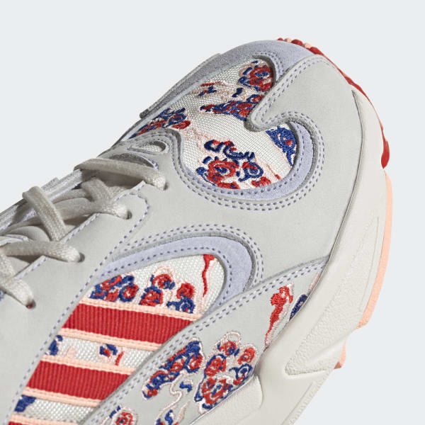 scarpe tipo adidas yung 1