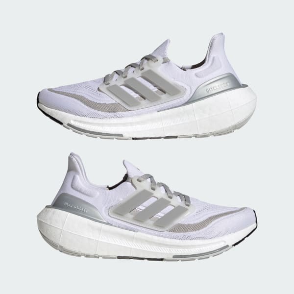 White adidas ultraboosts online
