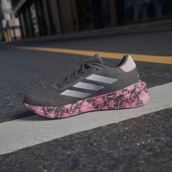 Supernova Stride Running Shoes