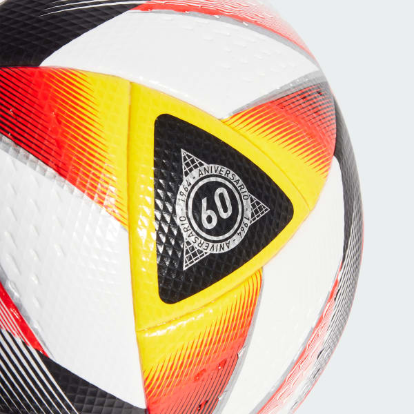 Vit RFEF Amberes Pro Fotboll