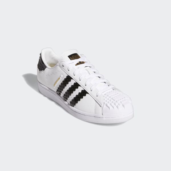spreiding Eerste ontsmettingsmiddel adidas Superstar x LEGOÂ® Shoes - White | GW5270 | adidas US