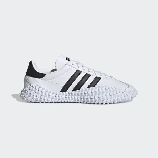 white adidas kamanda