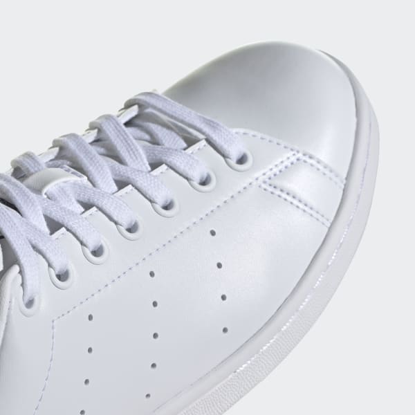 White Stan Smith Shoes GWD59