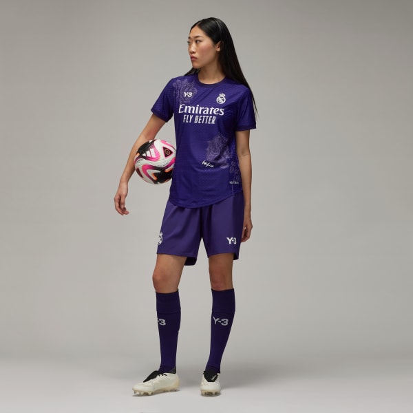 สีม่วง เสื้อแข่งชุดที่สี่ Real Madrid 23/24