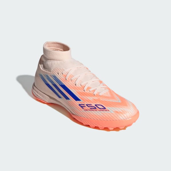 Oransje F50 Sparkfusion League Turf Boots
