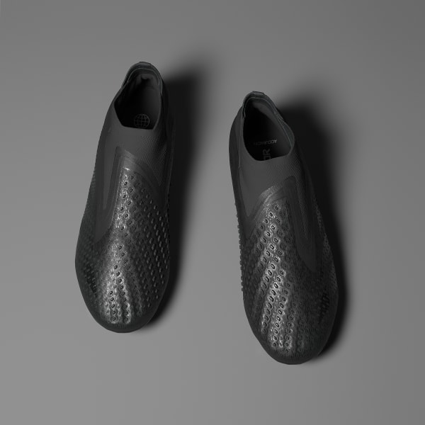 Black Predator Accuracy+ Firm Ground Cleats