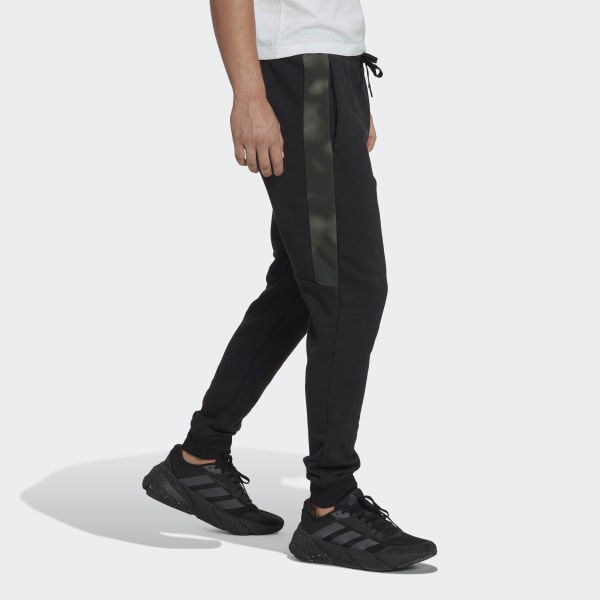 Svart Essentials Camo Print Fleece Joggers TT328