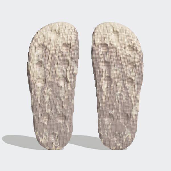 Beige Adilette 22 sandaler