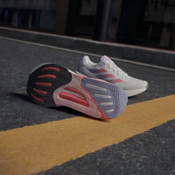 ホワイト スーパーノヴァ ソリューション ランニング / Supernova Solution Running