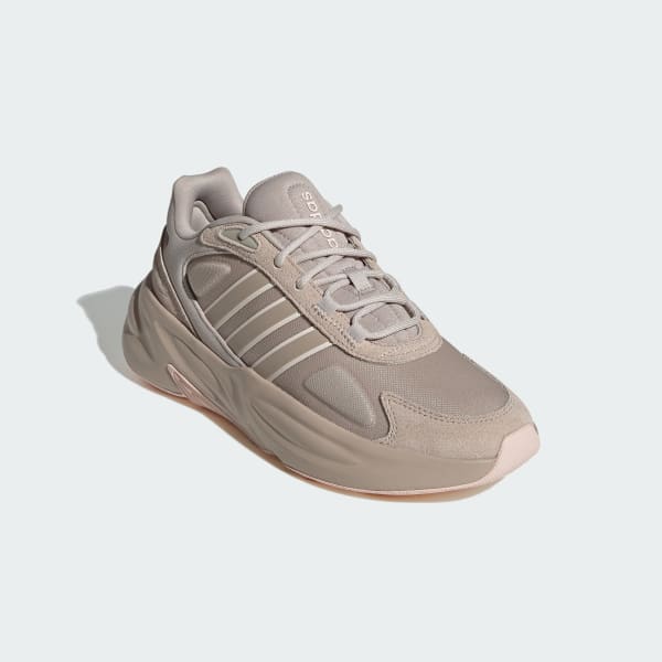 Beige Scarpe Ozelle Cloudfoam Lifestyle Running