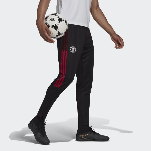 Black Manchester United Tiro Training Pants BO227