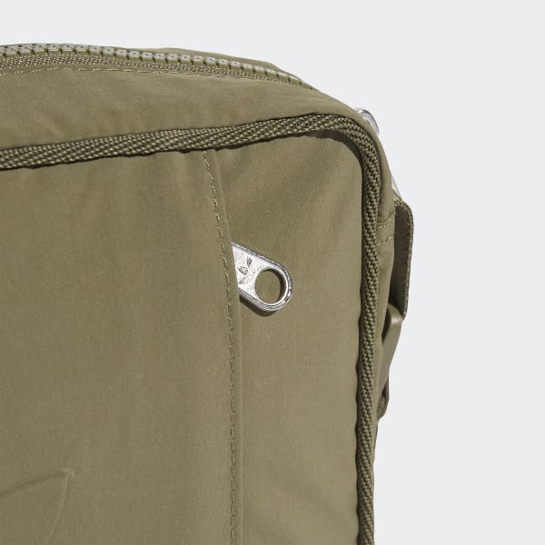 ショルダーバッグ ADIDAS Everyday Icons Small Item Bag TF5D0244 ADIDAS Everyday Icons Small Item Bag TF5D0244 (adidas