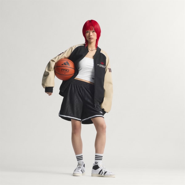 Negro Short Originals Basketball con Llamas