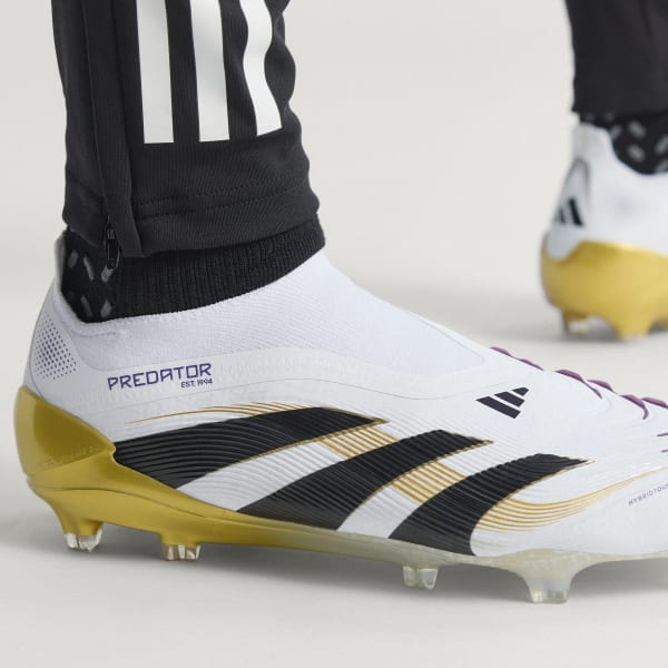 Predator Elite Laceless Firm Ground Cleats