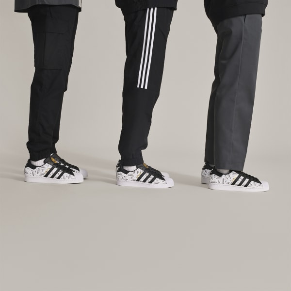 Adidas superstar clearance etichetta